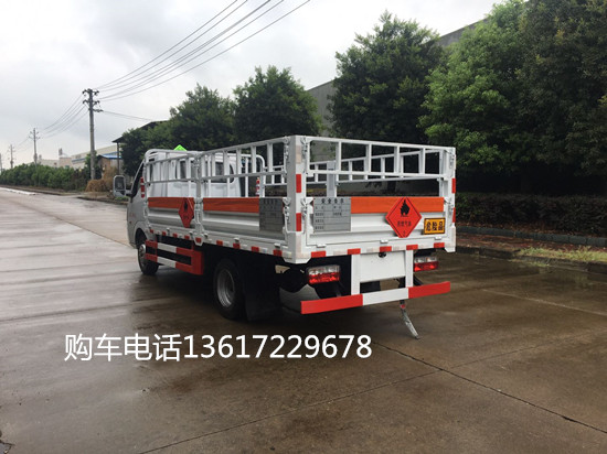 國(guó)六東風(fēng)途逸氣瓶運(yùn)輸車(chē)